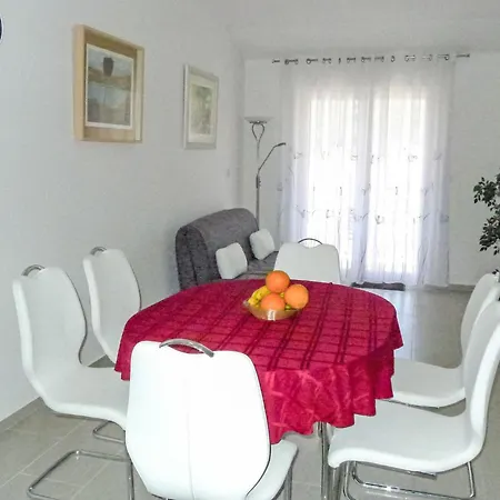 Zlatan By Interhome Дом отдыха *